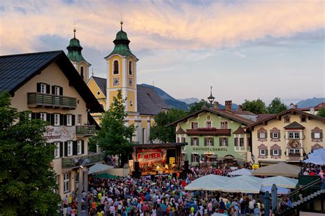 Hure Sankt Johann in Tirol