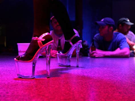 Strip-tease/Lapdance Trouver une prostituée Ruswil