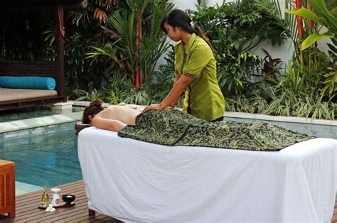 Erotic massage Villa Adriana