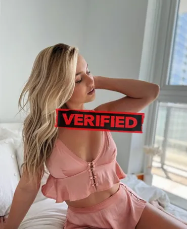 Britney anal Finde eine Prostituierte Mittweida