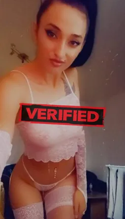 Veronika Titten Finde eine Prostituierte Siegen