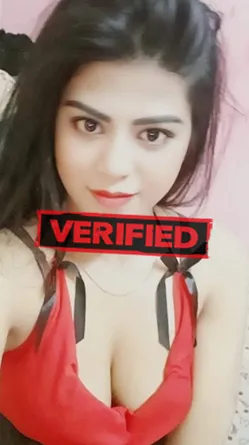 Alexandra pornostarr Sex dating Abong Mbang